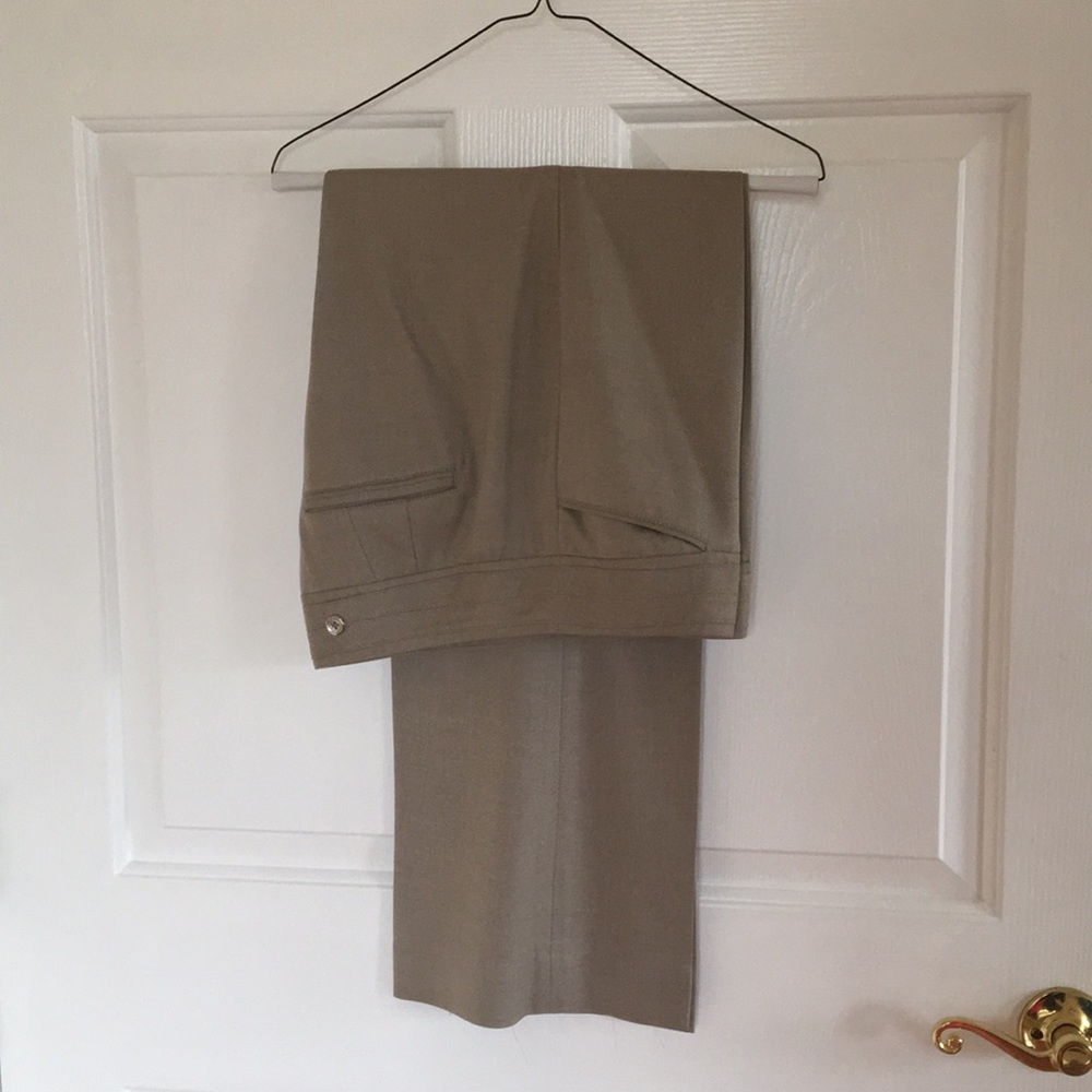 WHBM LEGACY BOOT LEG SUIT PANTS